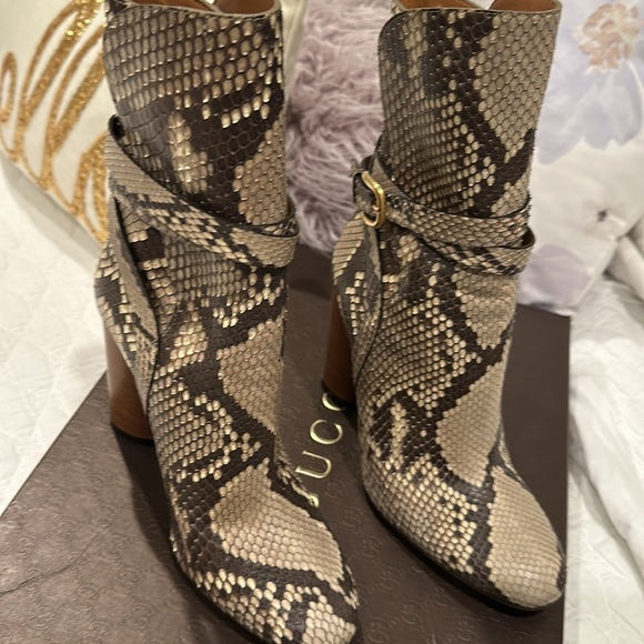 GUCCI Python Snakeskin Roccia Pitone Boots - Picture 5 of 6